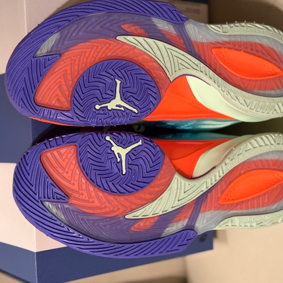 Jordan Luca 3 - Picture 3 of 4